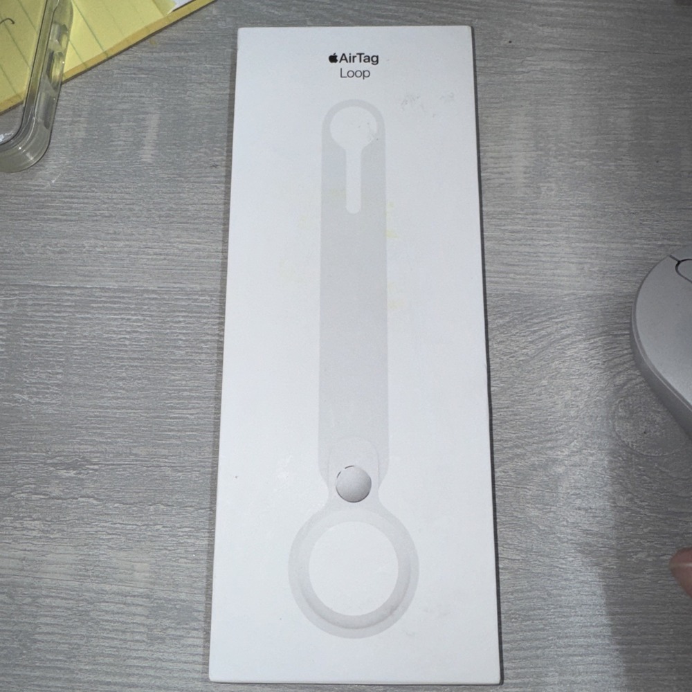 Apple AirTag Loop Case Cover - White MX4F2ZM/A Open Box